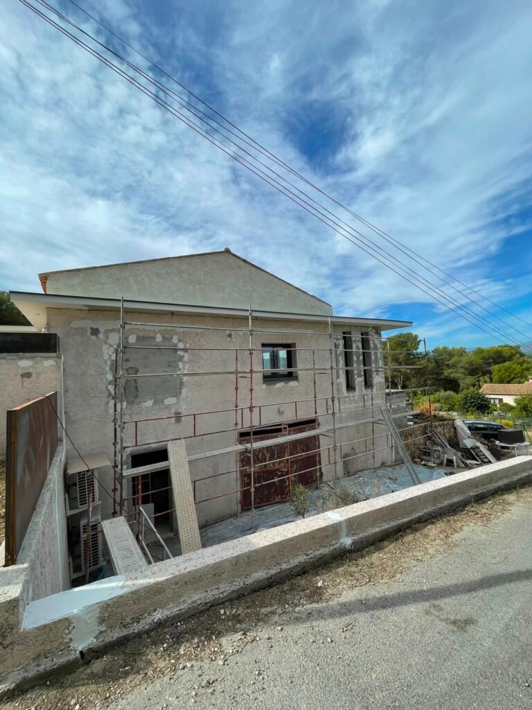 Ravalement de façade — réalisation RP Perrignier