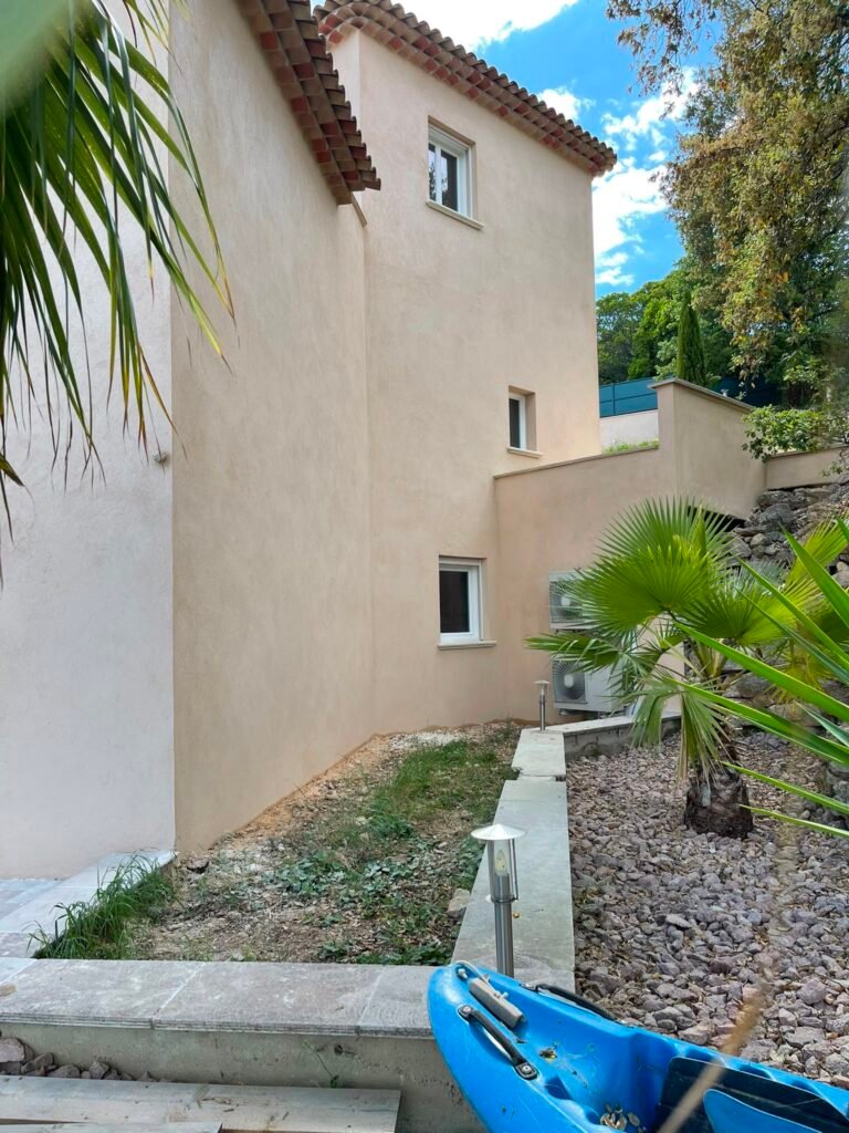 Ravalement de façade — réalisation RP Perrignier